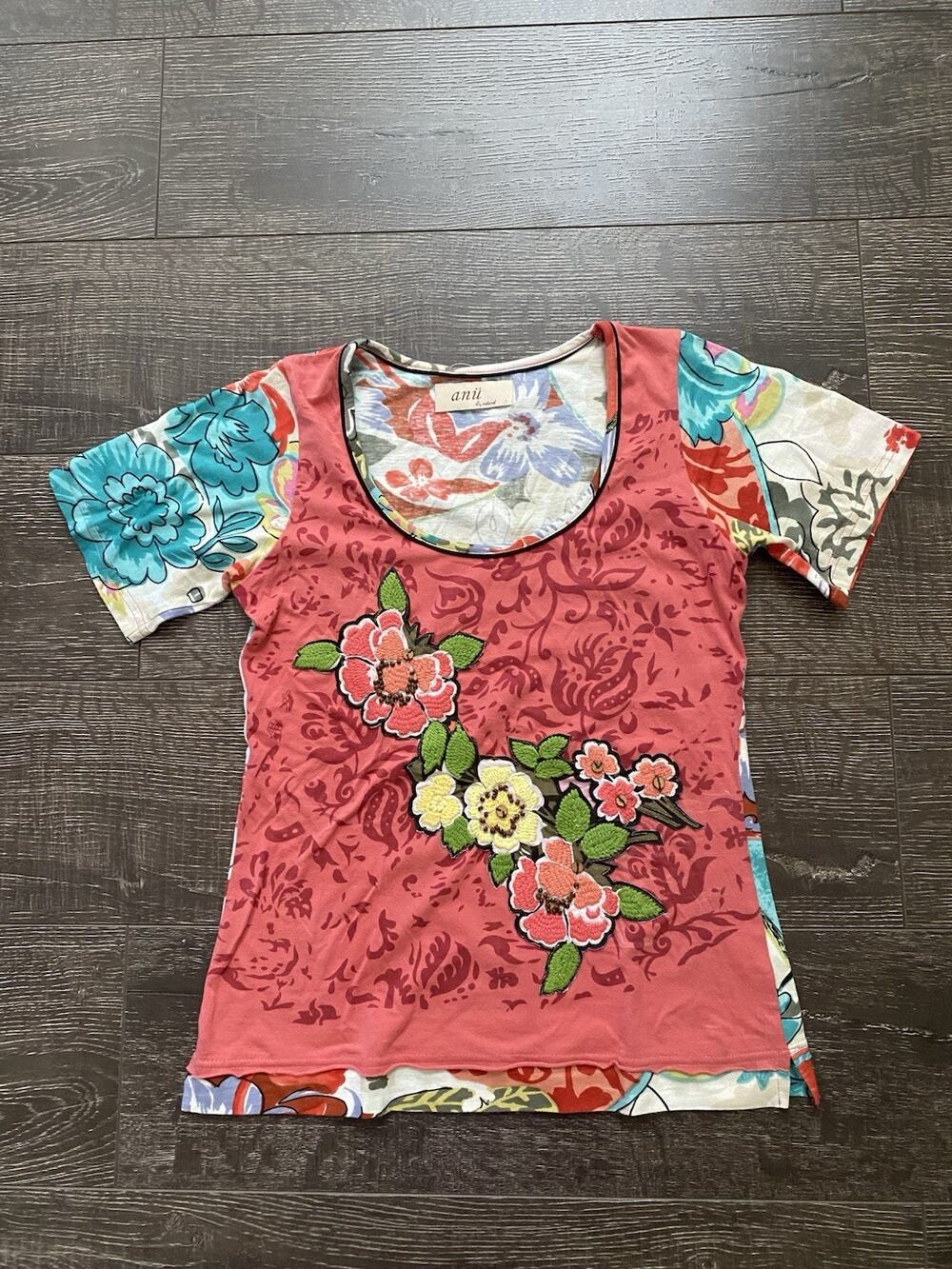ANU by Natural Women’s Floral Embroidered Boho SS Shirt Sz S